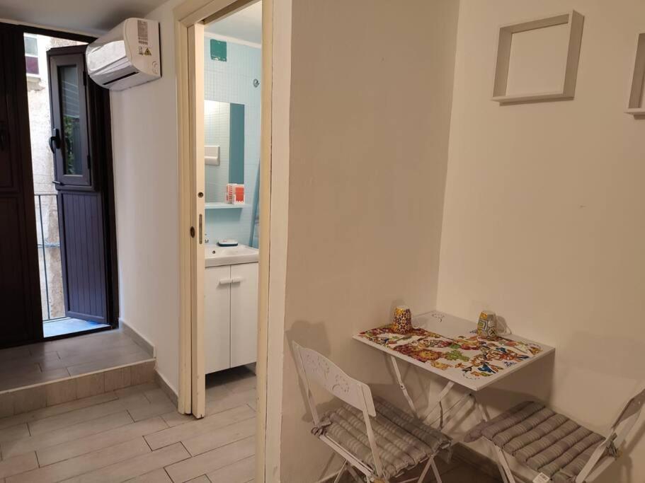 Loft Palermo: Cathedral Small Apartment Exterior photo